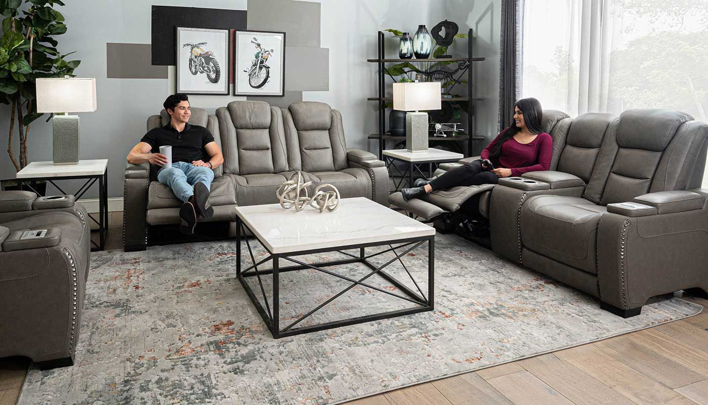 El Patron Reclining Sofa & Loveseat